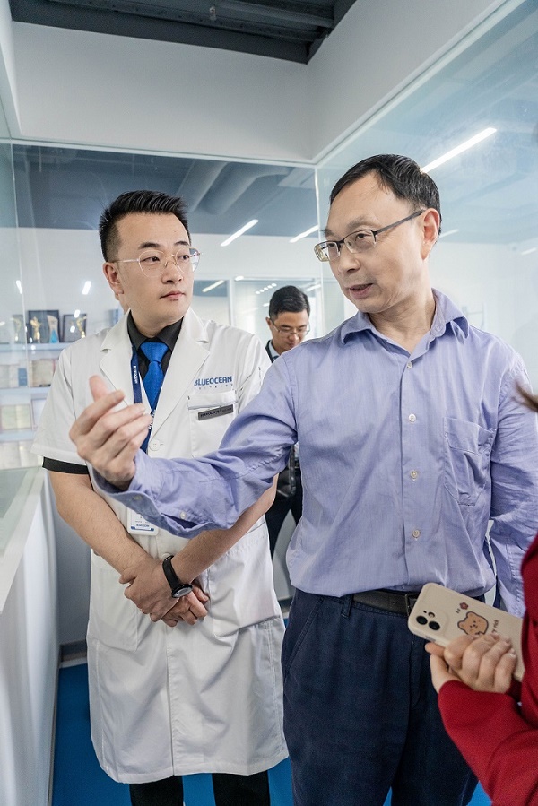 Ҷ�ֳ��ι�����Ƽ�ʵ����